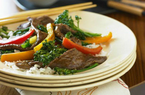 Oyster beef and fine stem broccoli stir-fry