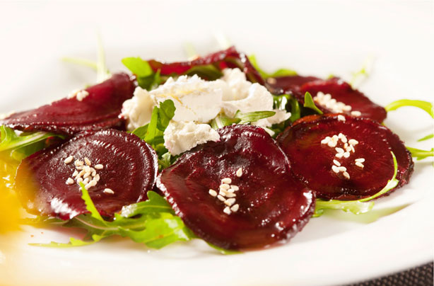 Warm letnil and beetroot salad