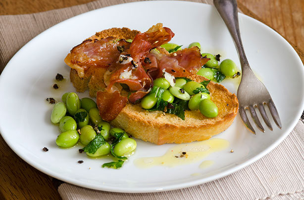 Broad bean and pancetta bruschetta