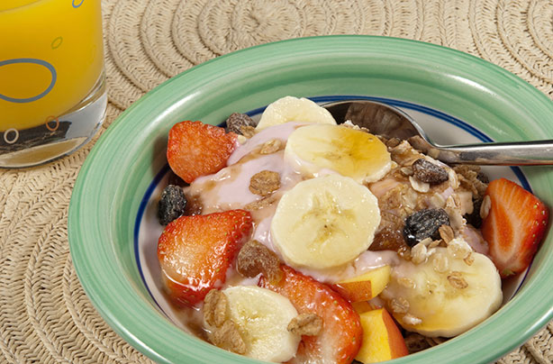 Fruit and Yoghurt Meusli