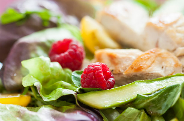 Warm chicken and raspberry salad