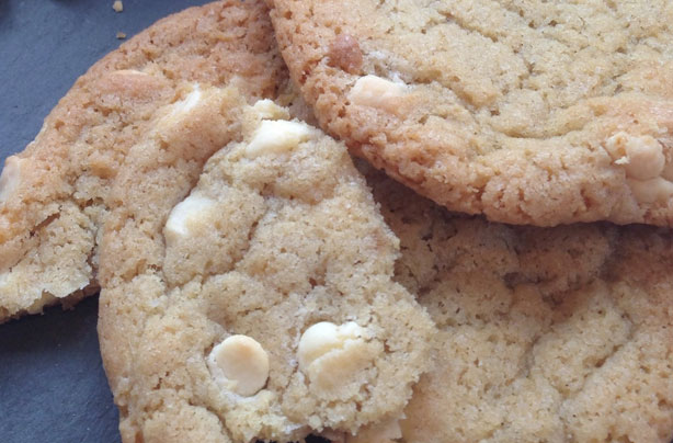 Orange and white chocolate cookies