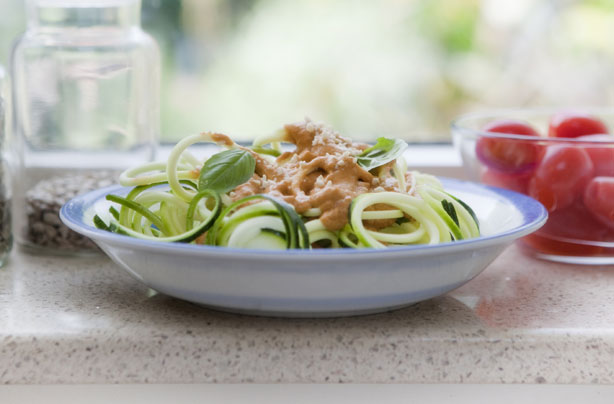 Fresh courgette salad with creamy tomato dressing