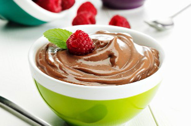 Gluten-free chocolate pudding with raspberries Gluten-free chocolate pudding with raspberries