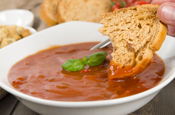 Tomato and chilli soup Tomato and chilli soup