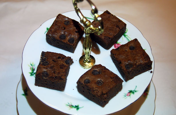 Sour cherry and pecan brownies