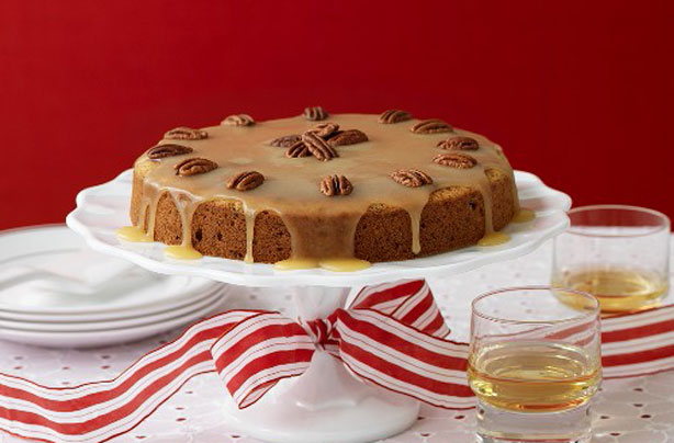 Banana pecan cake