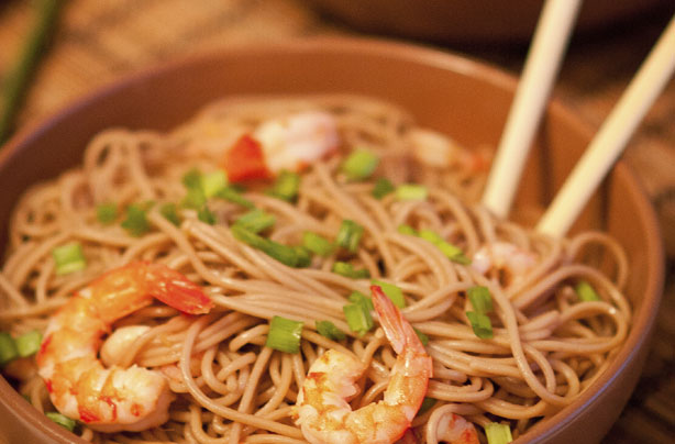 Prawn soba noodles