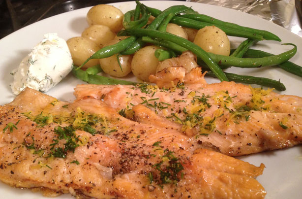 Rainbow trout fillets with lemon and mascarpone dressing