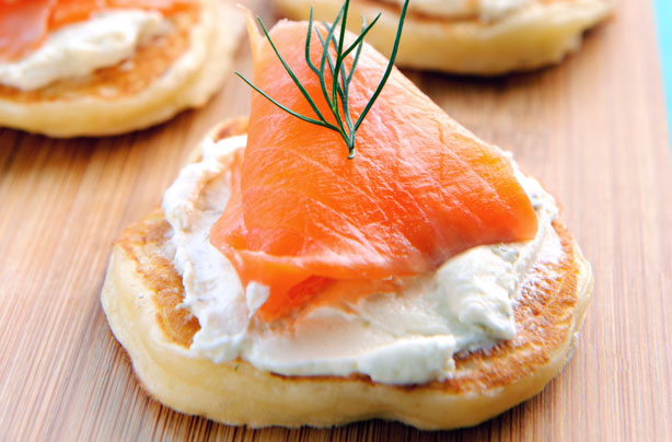 Smoked salmon cocktail blinis