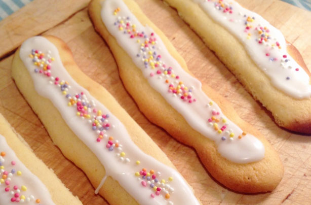 Iced cookie fingers