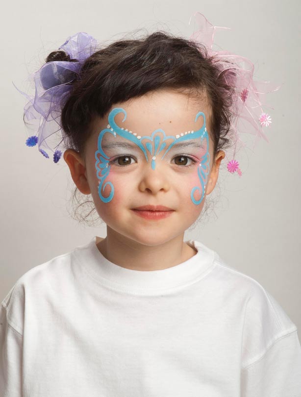 Butterfly face painting: step 3 Butterfly face painting: step 3