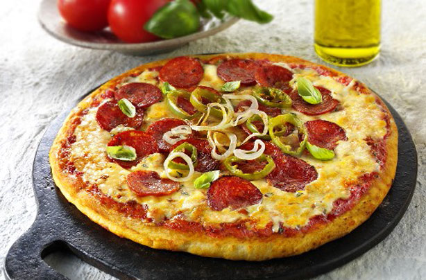 Pepperoni pizza with chilli and onion Pepperoni pizza with chilli and onion