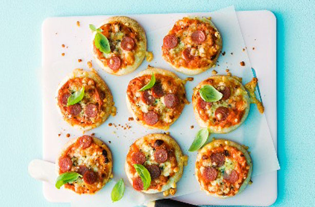 Mini salami pizzas Mini salami pizzas