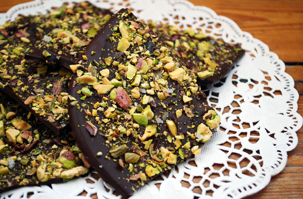 Pistachio chocolate bark