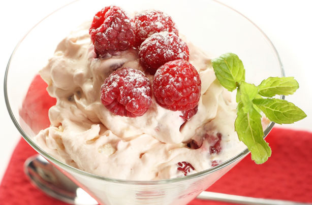 Raspberry and lemon curd Eton mess