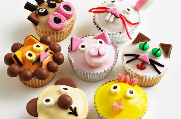 Animal face fairy cakes