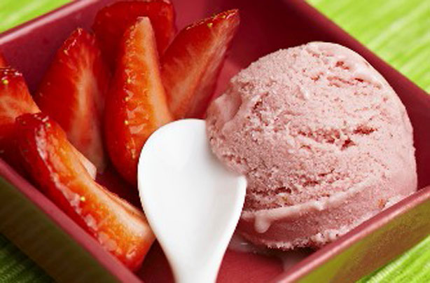 Dairy-free strawberry yogurt ice Dairy-free strawberry yogurt ice