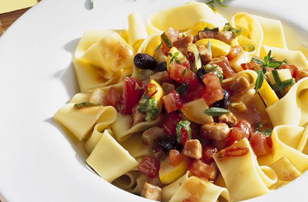 Pappardelle with tuna sauce