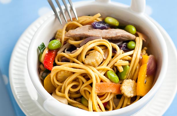 Calorie counting doesn't have to mean cutting back on taste. This recipe is under 300 calories and has bags of flavour. Besides that, it is so quick and easy to cook.