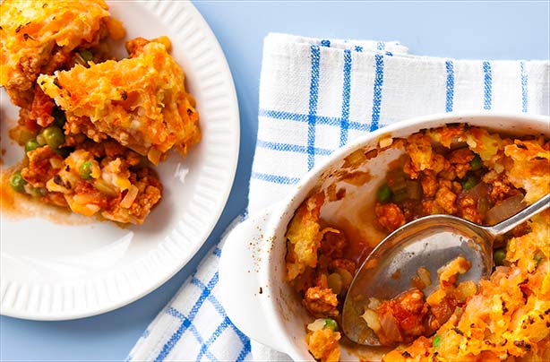 Calorie counting doesn't have to mean cutting back on taste. This turkey mince cottage pie is only 307 calories and is so easy to make.