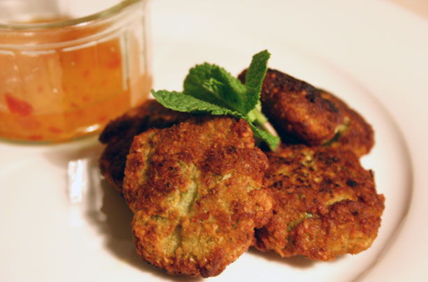 Chilli, coriander and coconut prawn cakes