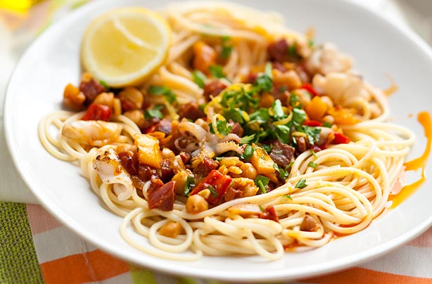 Spanish-style spaghetti Spanish-style spaghetti