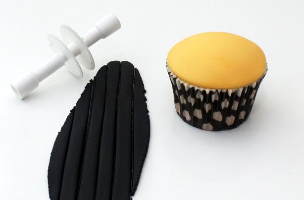 Bumble bee cupcakes Bumble bee cupcakes