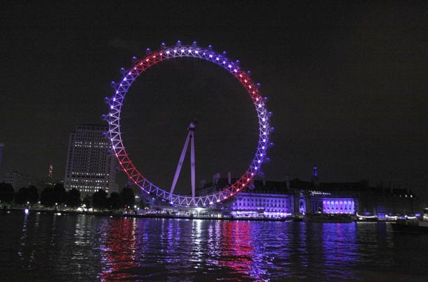 The London Eye lit in red, white and blue to celebrate the birth of the royal baby boy The London Eye lit in red, white and blue to celebrate the birth of the royal baby boy
