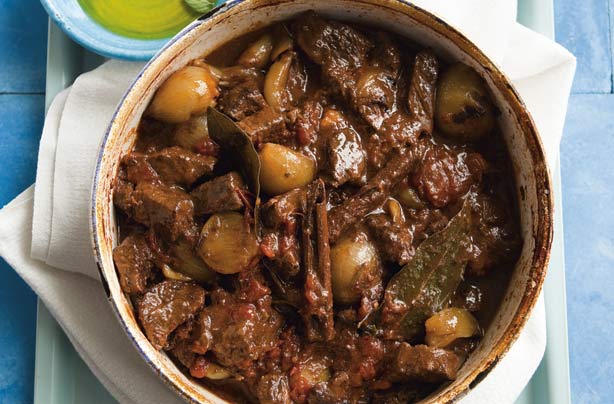 Beef stifado