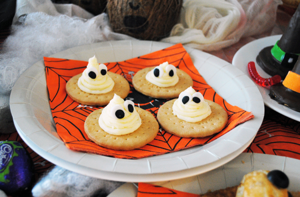 Halloween-recipes-ghost-biscuits Halloween-recipes-ghost-biscuits