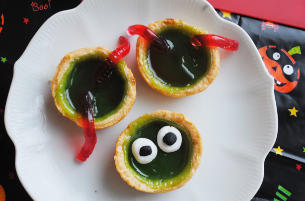 Halloween-recipes-slimy-tarts Halloween-recipes-slimy-tarts