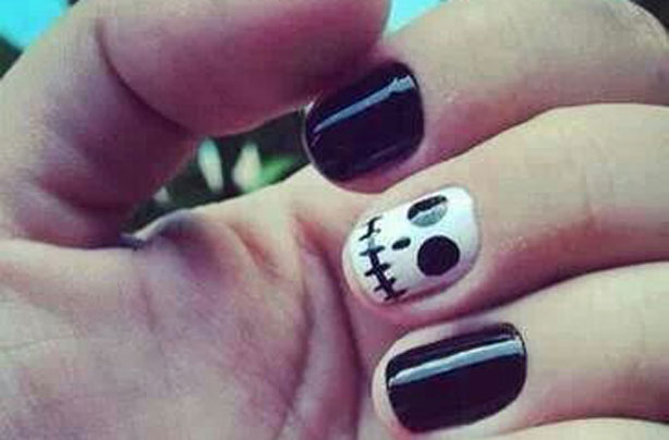 Skeleton Halloween accent nail Skeleton Halloween accent nail