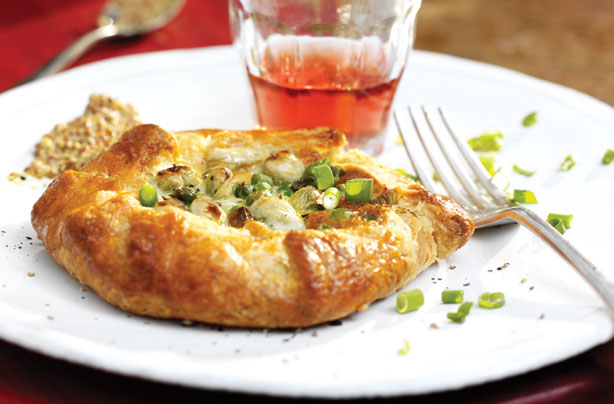 Vegetarian bean and pea pies Vegetarian bean and pea pies