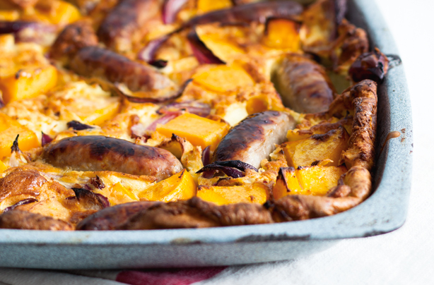 Sausage, squash and onion toad-in-the-hole Sausage, squash and onion toad-in-the-hole