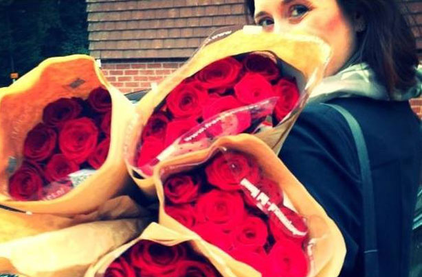 The heart-melting reason why this woman is selling 1,000 Valentine's Day roses and giving ALL the profits to charity