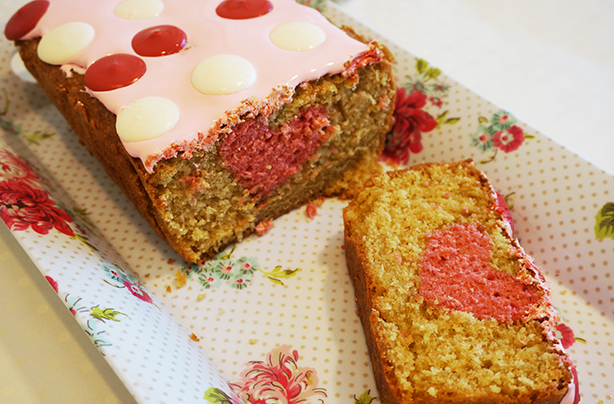 Hidden heart loaf cake Hidden heart loaf cake