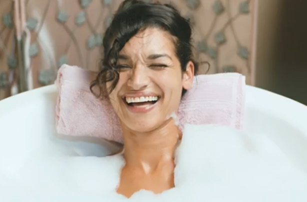 The most beautiful Valentine's ad we've seen