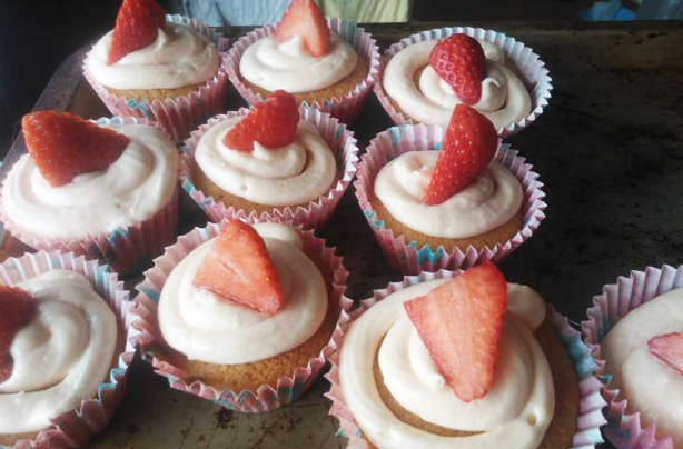 Maxine Partridge strawberry buns Maxine Partridge strawberry buns