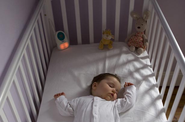 how-long-do-babies-sleep-in-a-cot