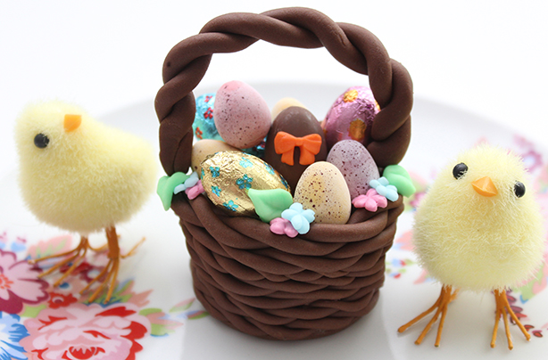 Easter basket cake decorations - goodtoknow