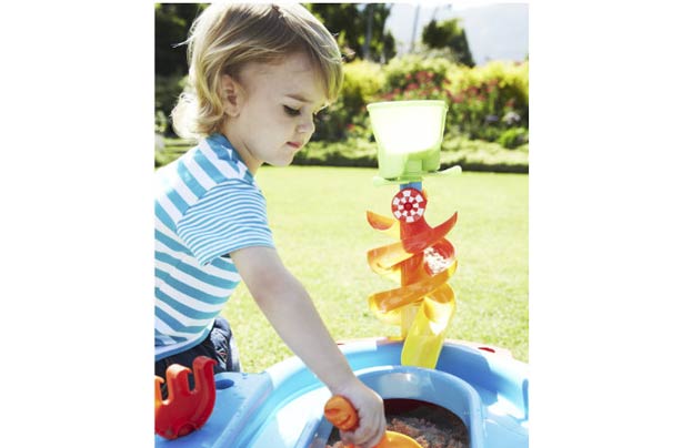 50 outdoor toys for Summer: Sand & Water Spiral ELC 50 outdoor toys for Summer: Sand & Water Spiral ELC