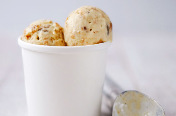 How to scoop ice cream smoothly How to scoop ice cream smoothly