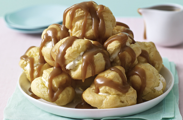 Banoffee profiteroles Banoffee profiteroles
