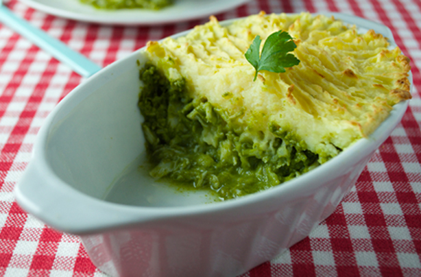 Fish pie with watercress sauce Fish pie with watercress sauce