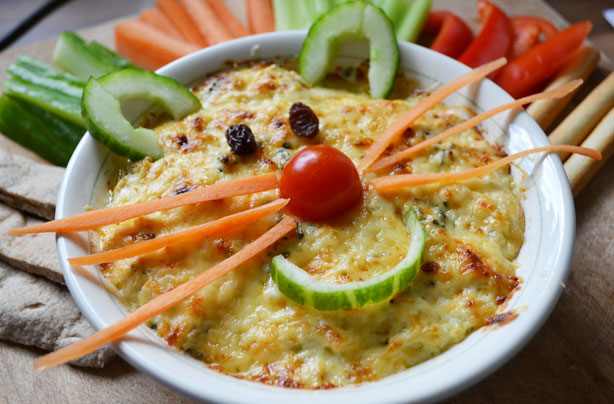 Warm broccoli and cheese dip