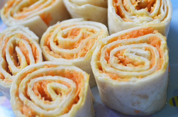 Hummus and carrot wraps