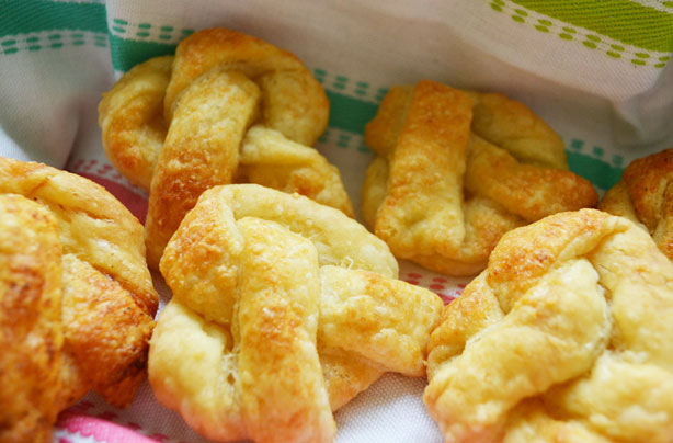Pastry pretzels Pastry pretzels