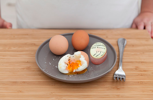 Kitchen craft colour changing egg timer, £3.29 Kitchen craft colour changing egg timer, £3.29