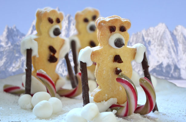 Skiing teddy bear biscuits Skiing teddy bear biscuits